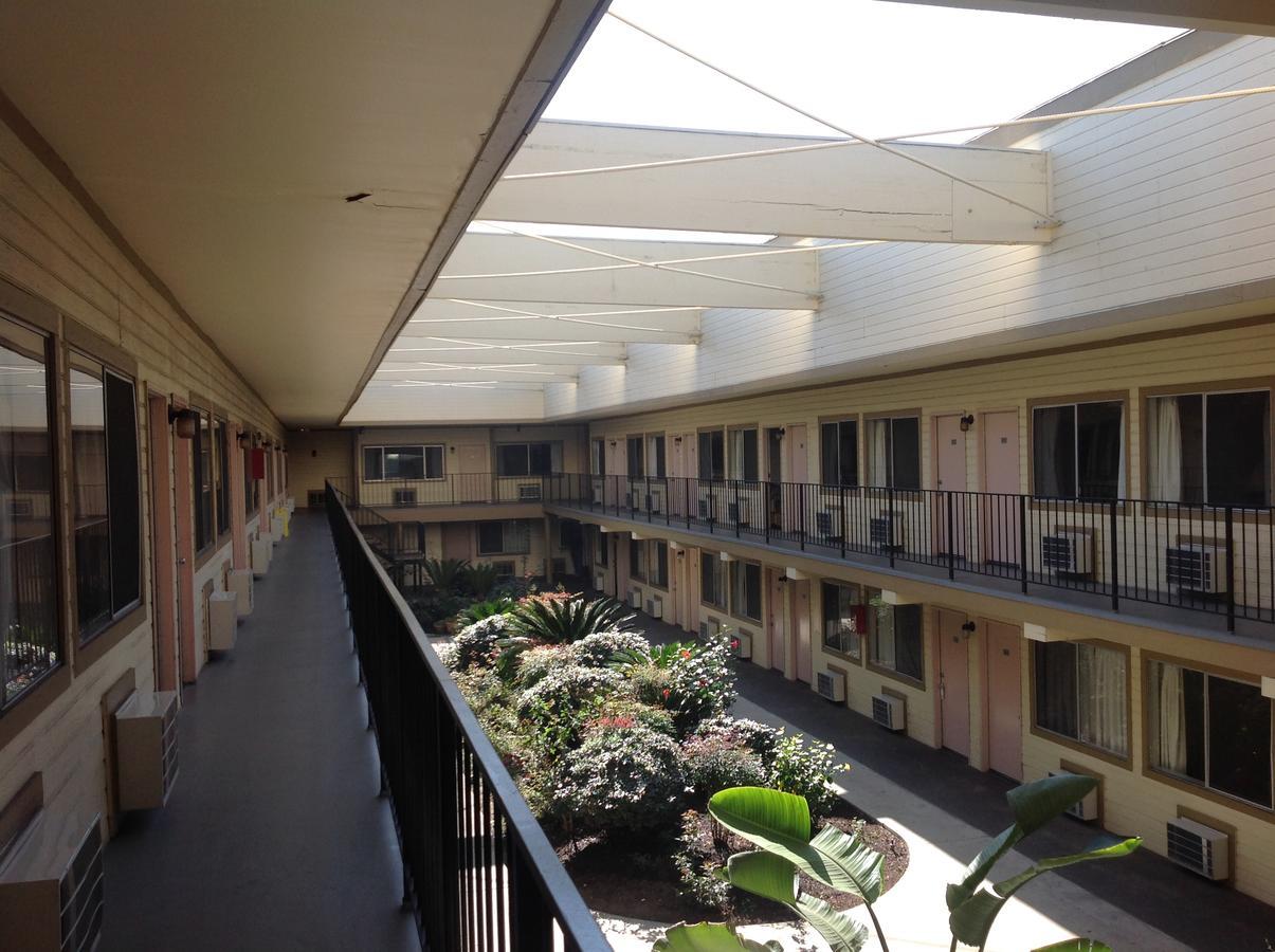 Good Nite Inn Whittier Exterior foto